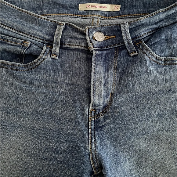 Levi’s Ladies Super Skinny Cute Jeans Size 27 - Picture 5 of 5